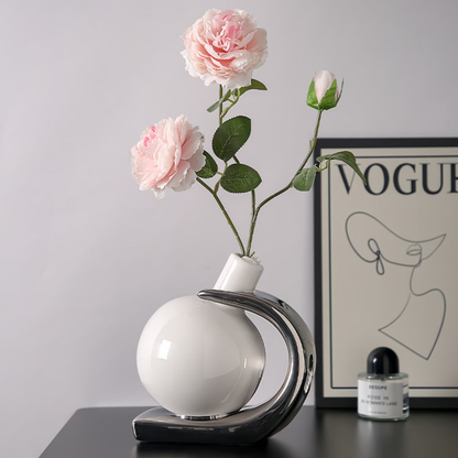Modern Nordic Style Ceramic Flower Vase With Flower