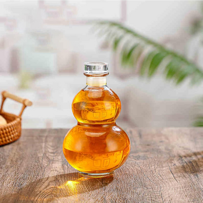 Elegant Glass Whiskey Decanter Gourd Shape Design Bottle